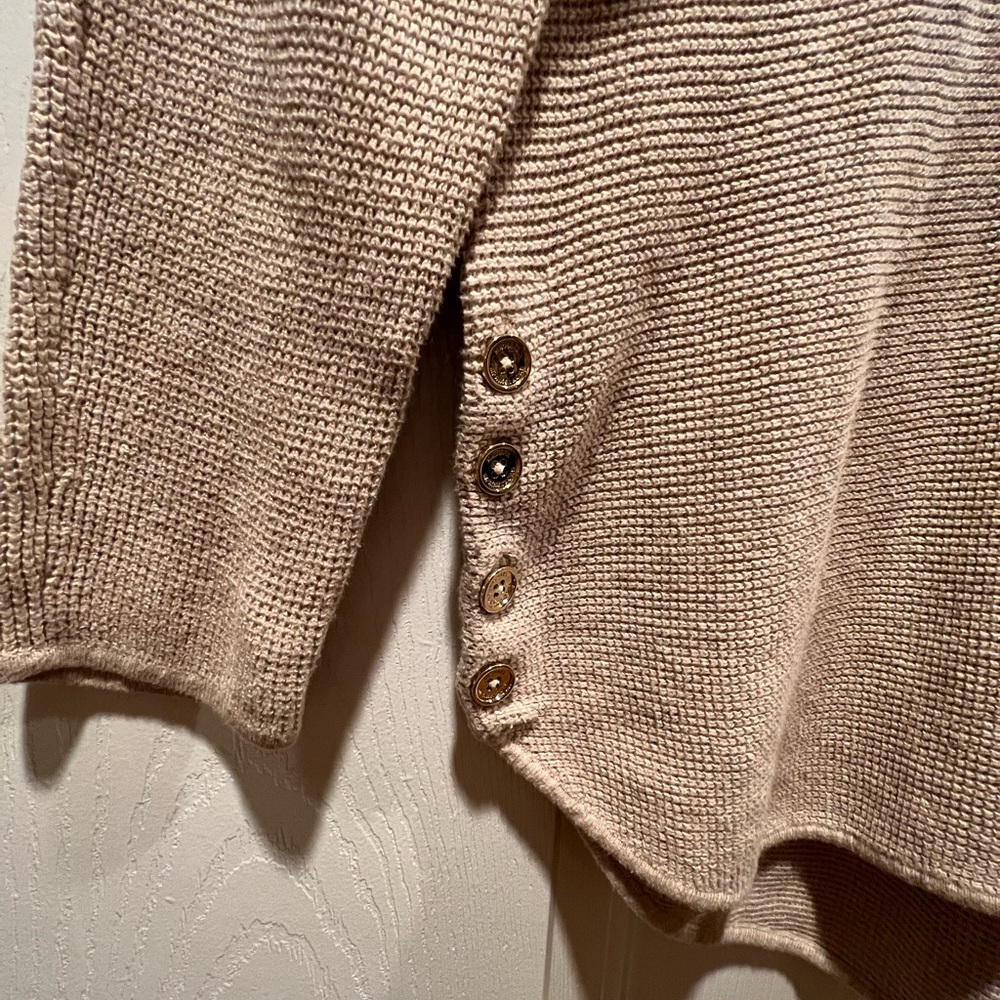 Michael Kors Sweater - Picture 5 of 5